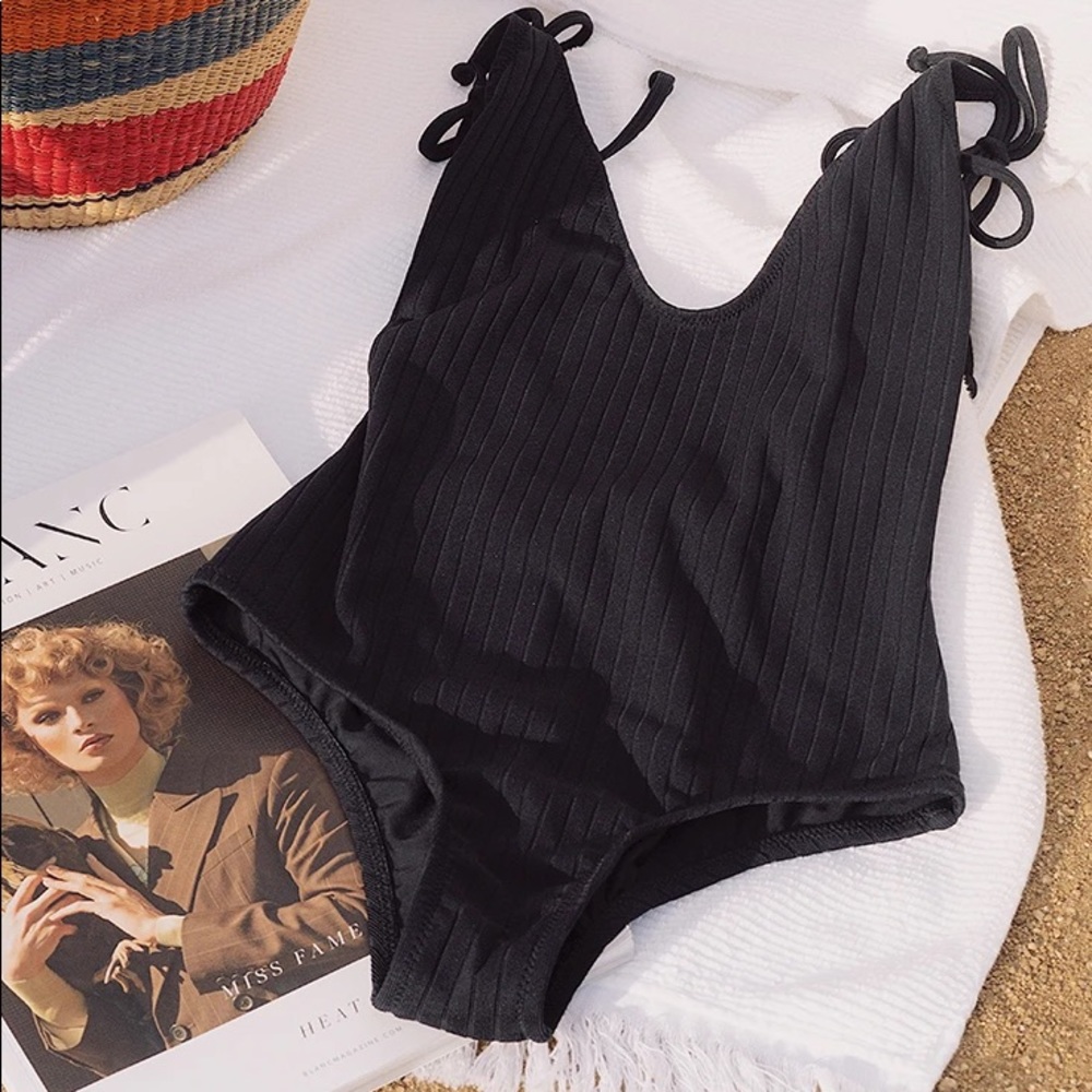 Static Ribbed One Piece Swimsuit - Picture 2 of 6
